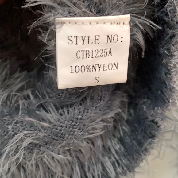 Top and matching skirt - Picture 3 of 3